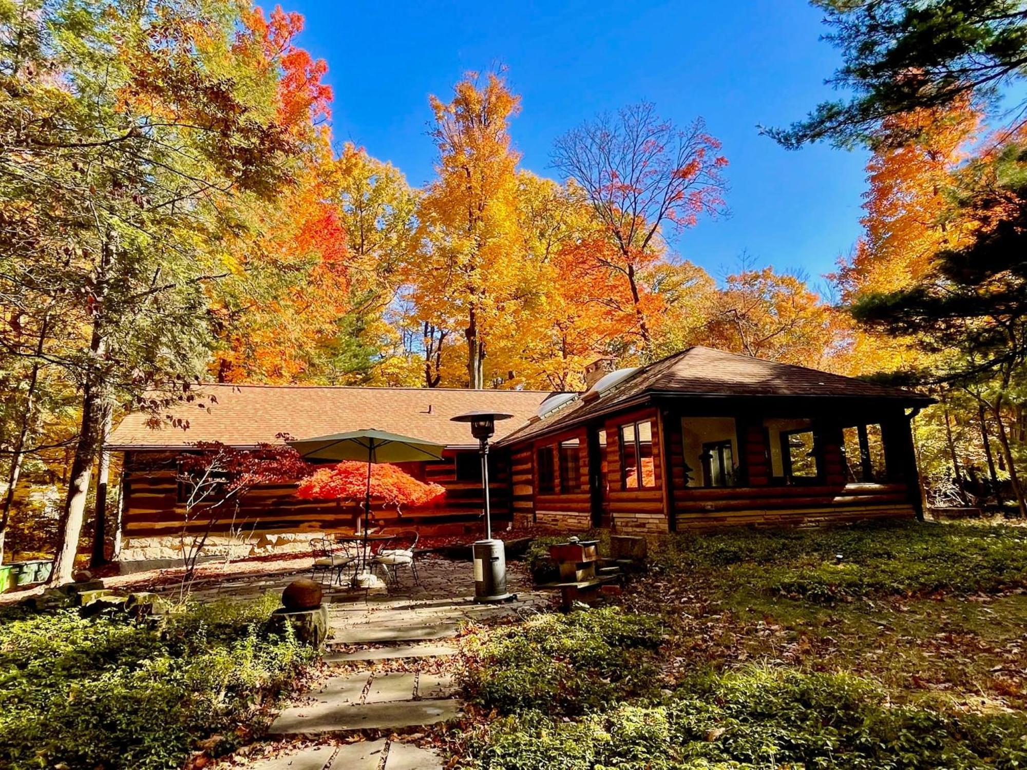 Log Cabin - Natures Oasis - Fire Pit & Gazebo Cleveland Extérieur photo