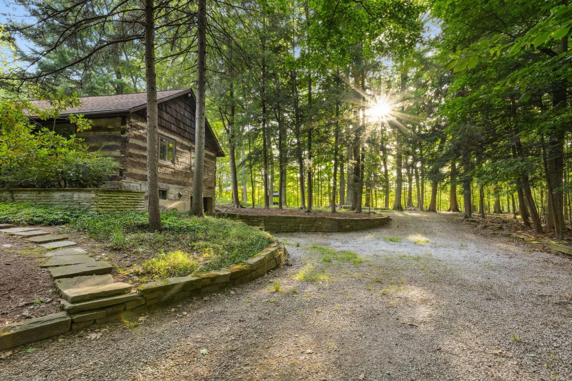 Log Cabin - Natures Oasis - Fire Pit & Gazebo Cleveland Extérieur photo